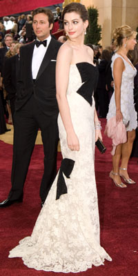 Anne Hathaway arrives at the 79th Annual Academy Awards at the Kodak Theatre in Hollywood